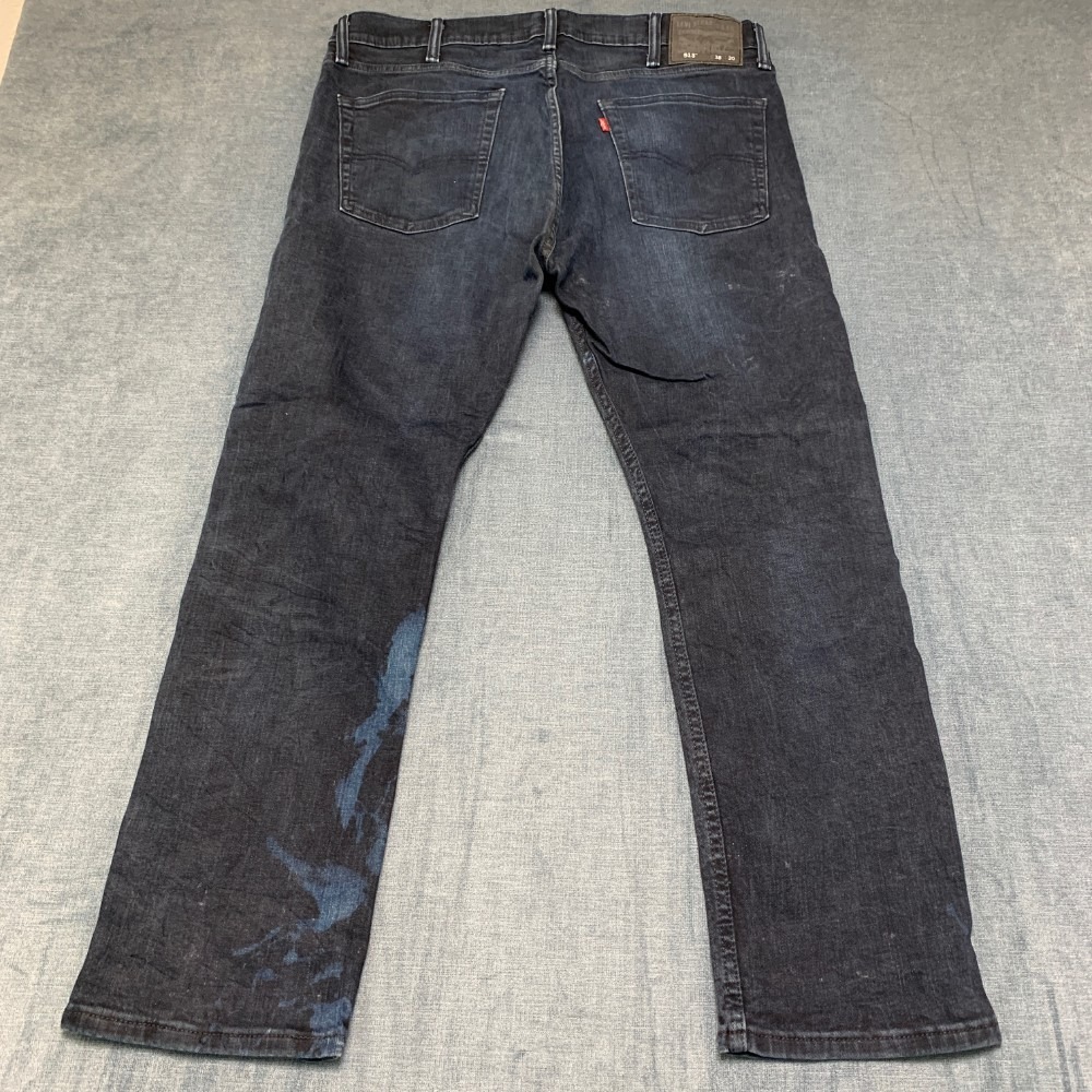 Levi's 513 Jeans Mens 38x30 Navy Blue Denim Soft Stretch Dark Wash Straight Leg